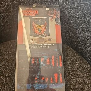 NIP Stranger Things The Piggyback 52"x 60" Tapestry RoomMates Machine Washable